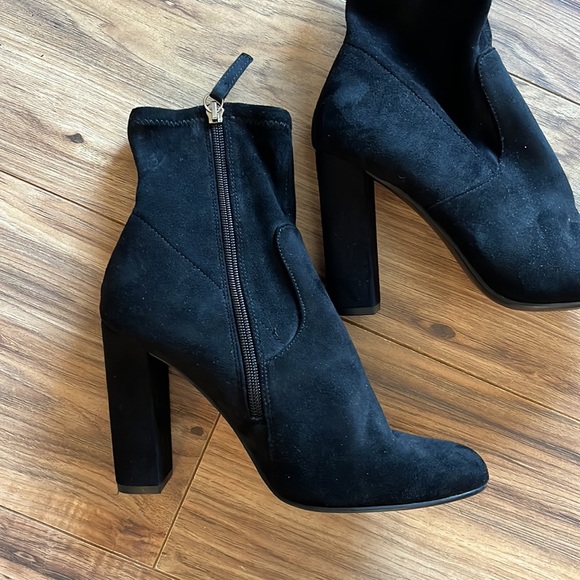 Steve Madden Edit Black Heeled Booties 8M - Picture 2 of 6
